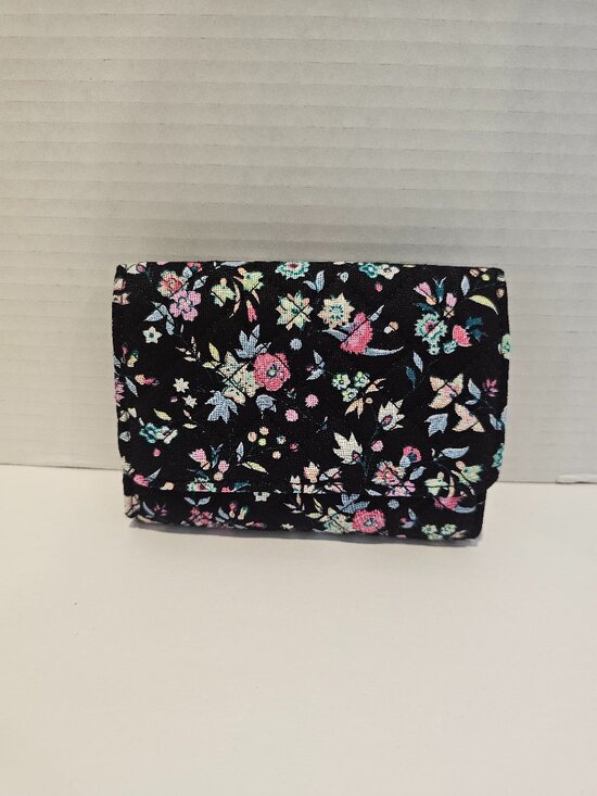Vera Bradley Handbags - NWT RFID Riley Compact Wallet Botanical Ditsy Flowers Black Leaves Breast Cancer